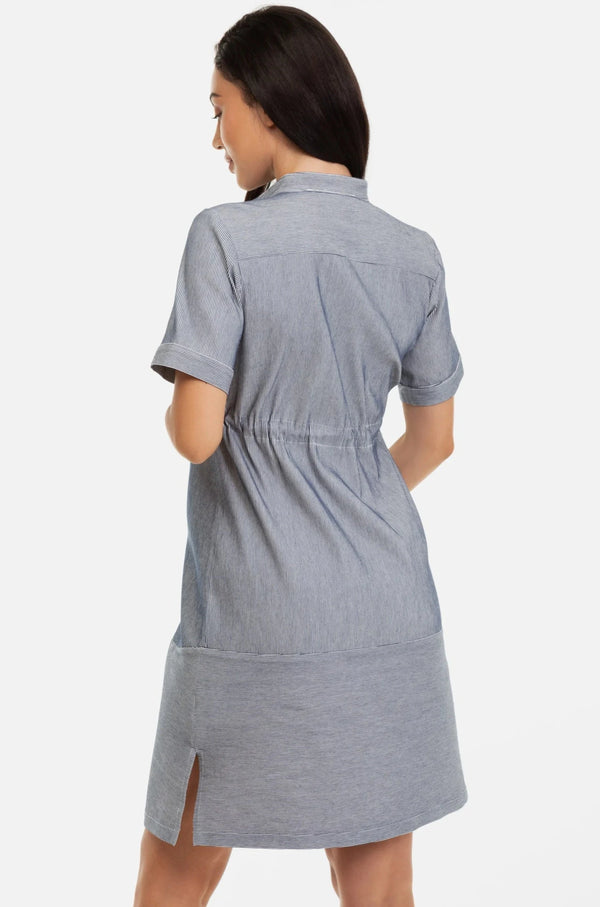 Раирана рокля-риза за бременни и кърмещи