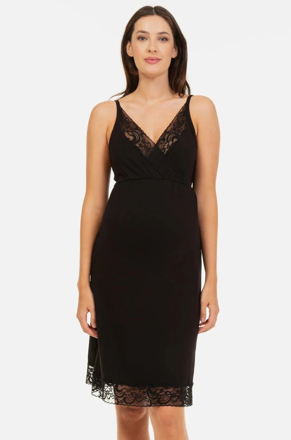 Нощница за бременни и кърмещи с дантела