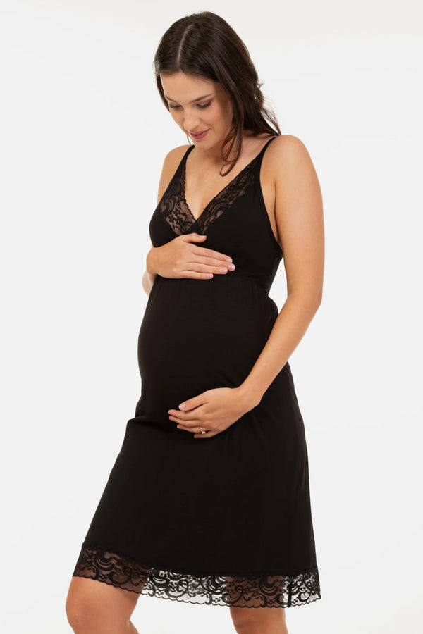 Нощница за бременни и кърмещи с дантела