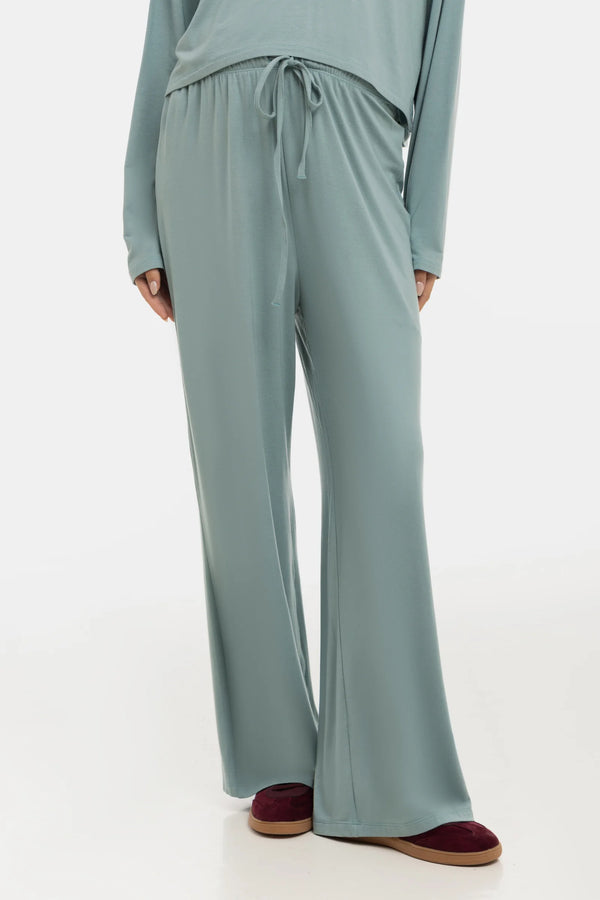 Мек разкроен панталон за бременни от модал - салвия