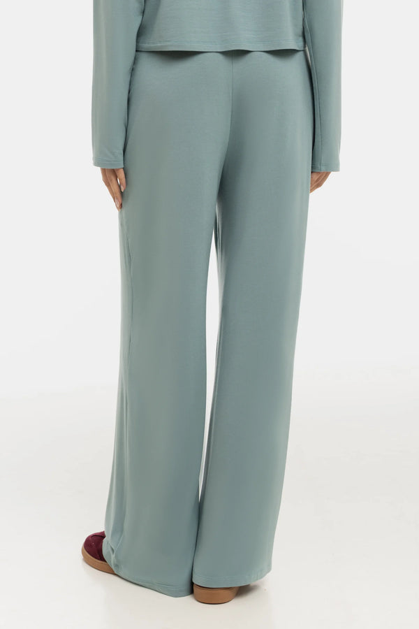 Мек разкроен панталон за бременни от модал - салвия
