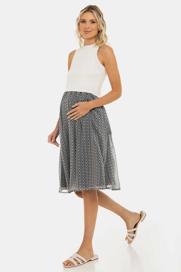 Елегантна рокля с бял памучен рипсен топ и ефирна пола