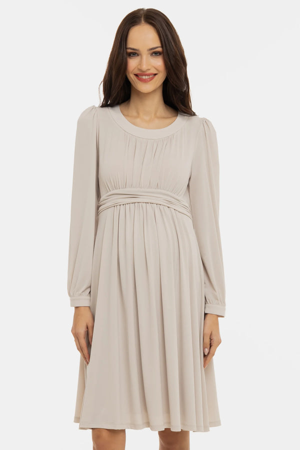 Елегантна рокля за бременни с набори - бежова