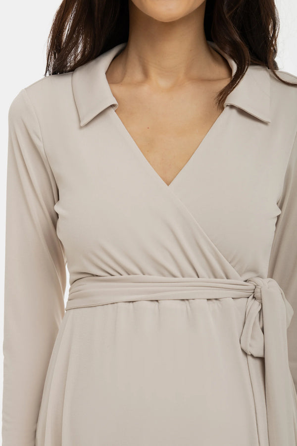 Ефирна рокля за бременни и кърмачки с прехвърляне - бежова