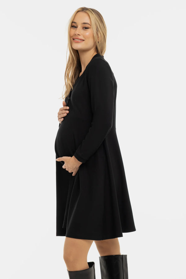 Еластична рокля с тик-так копчета - черна