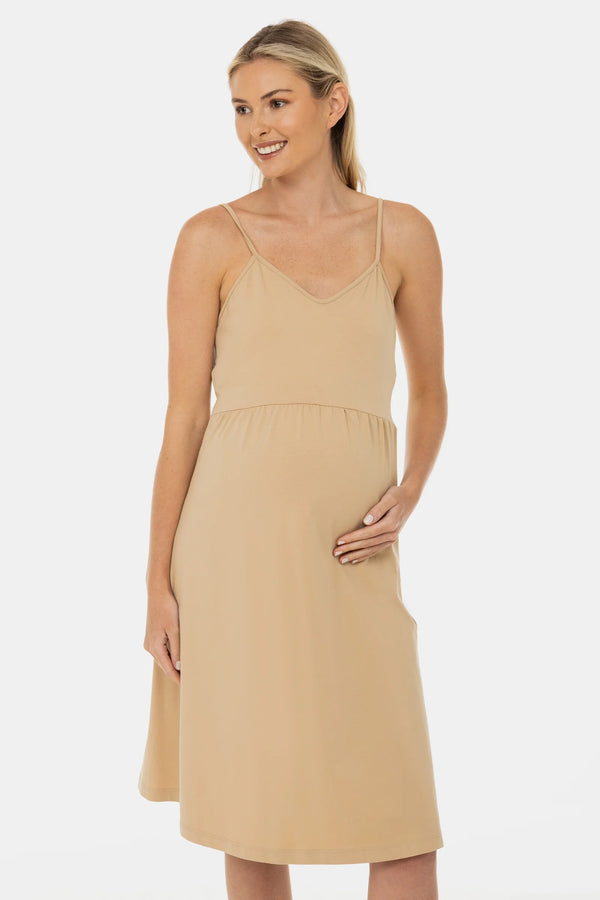 Ефирна рокля за бременни от тюл на точки - бежова