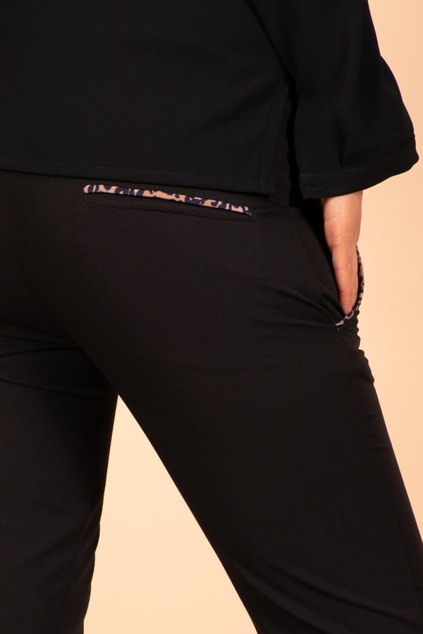 Панталон за бременни с леопардови елементи