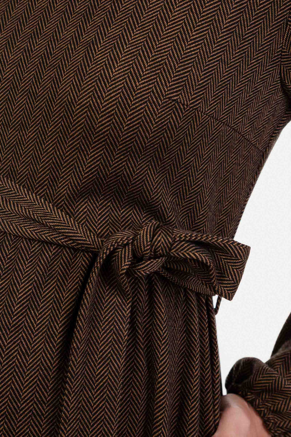 Елегантна дълга рокля за бременни