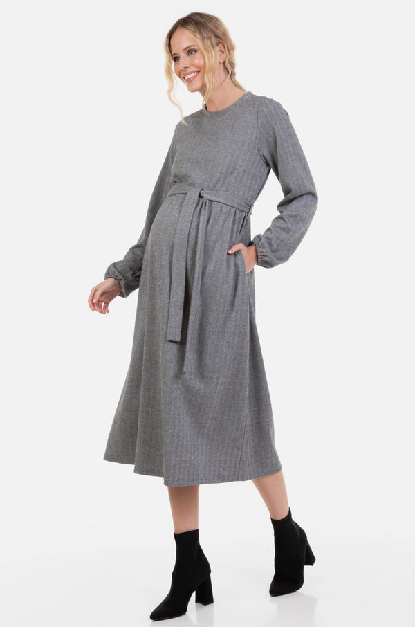 Елегантна дълга рокля за бременни рибена кост