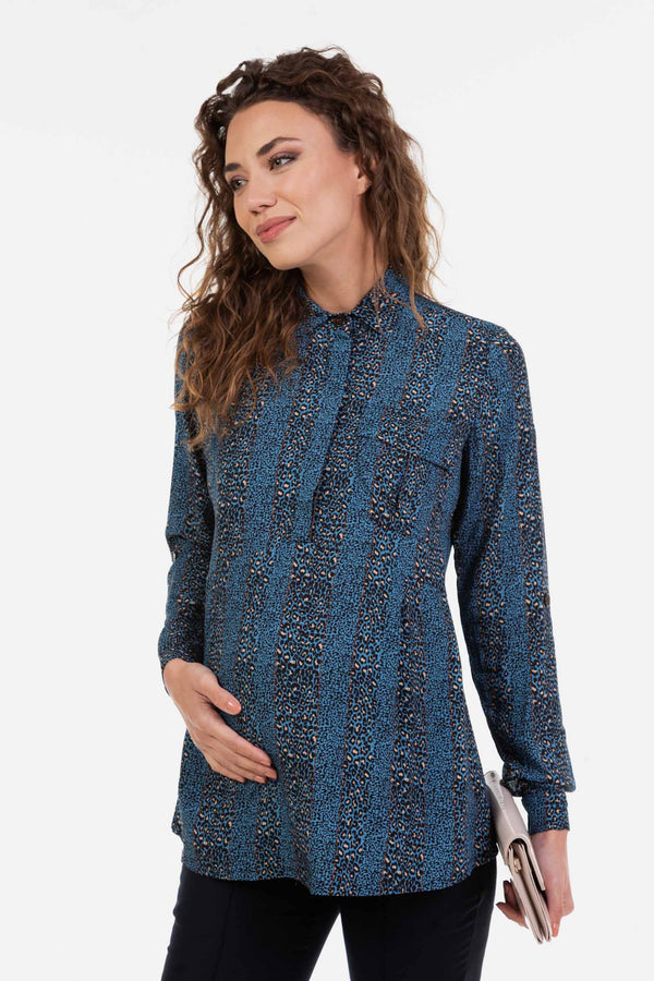Риза за бременни и кърмещи с леопардов десен - синя