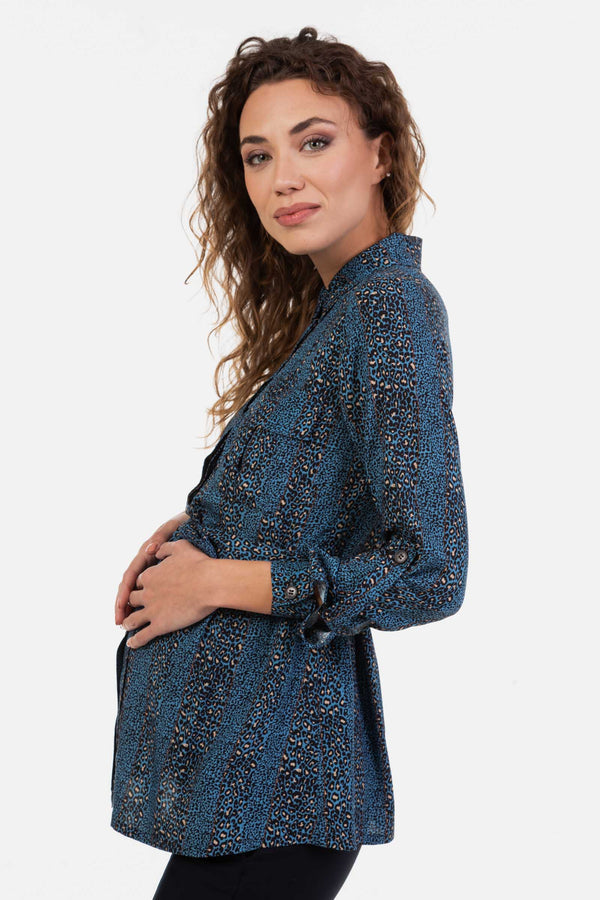 Риза за бременни и кърмещи с леопардов десен - синя