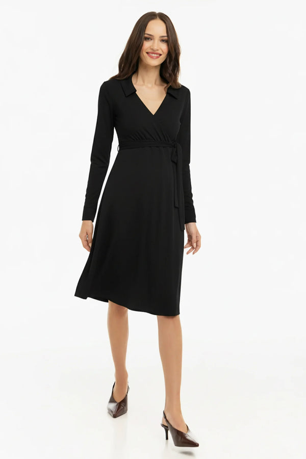 Ефирна рокля за бременни и кърмачки с прехвърляне - черна