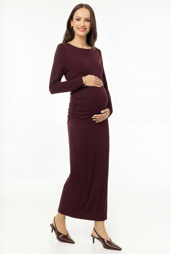 Елегантна дълга рокля с набори - бордо