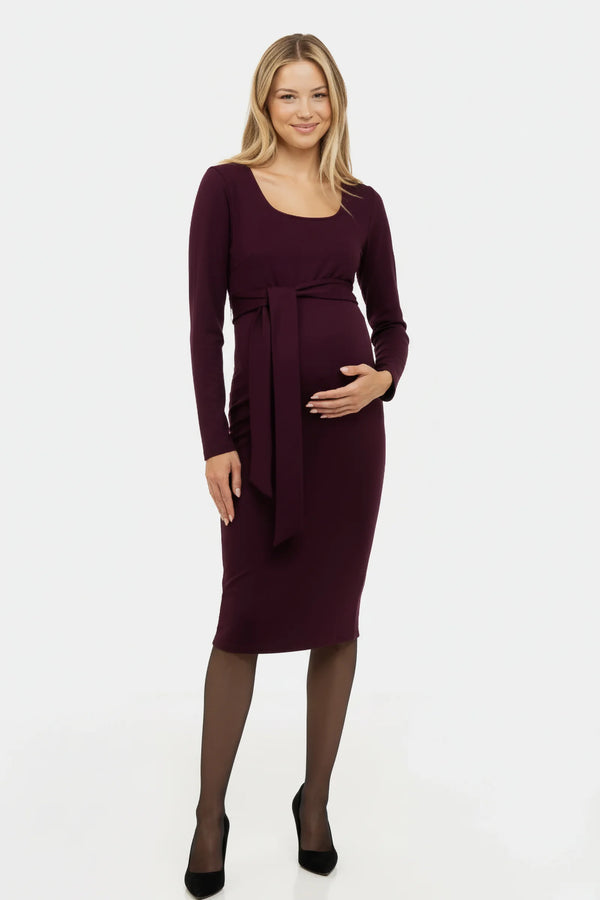 Елегантна дълга рокля с широк колан - бордо